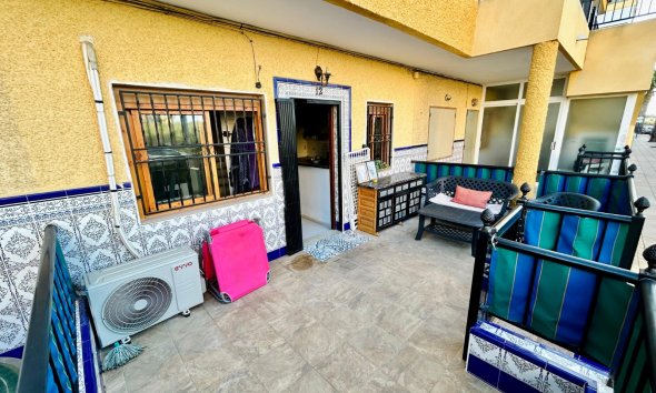 Resale - Duplex / Two-storey apartment - Torrevieja - La Mata