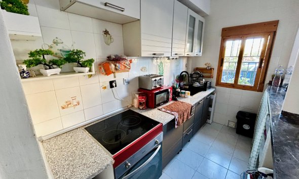 Resale - Duplex / Two-storey apartment - Torrevieja - La Mata