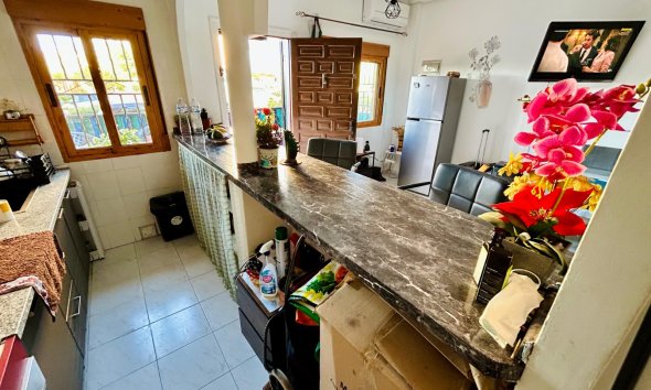 Resale - Duplex / Two-storey apartment - Torrevieja - La Mata