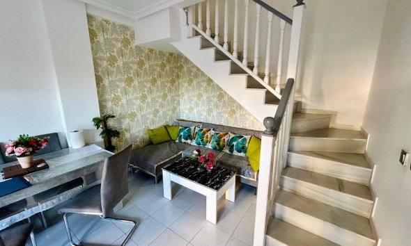 Resale - Duplex / Two-storey apartment - Torrevieja - La Mata