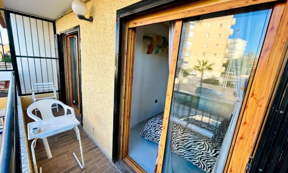 Resale - Duplex / Two-storey apartment - Torrevieja - La Mata