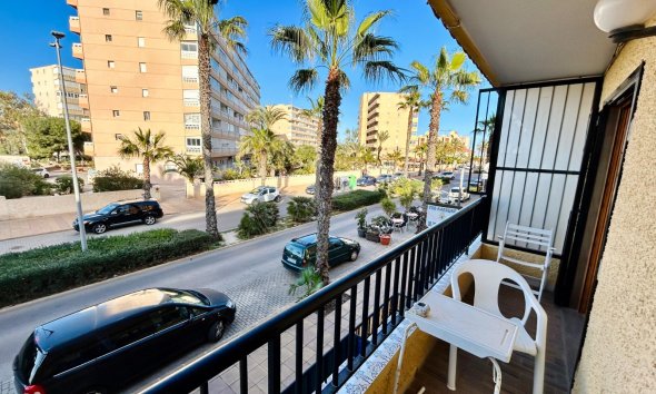Resale - Duplex / Two-storey apartment - Torrevieja - La Mata