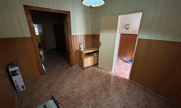 Resale - Villa - Torrevieja - Torrevieja Centro