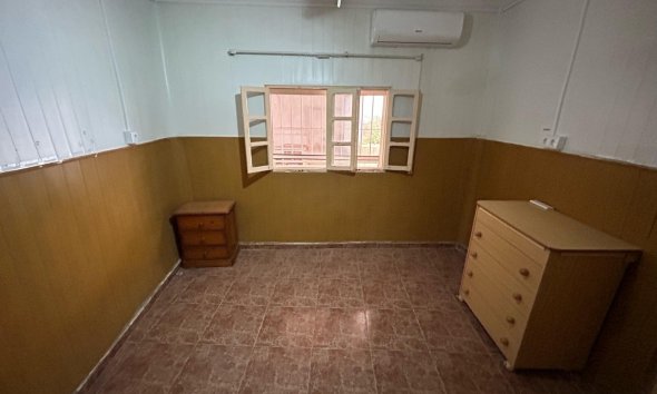 Resale - Villa - Torrevieja - Torrevieja Centro