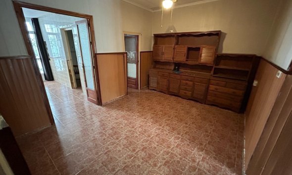 Resale - Villa - Torrevieja - Torrevieja Centro