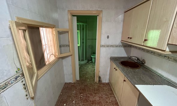 Resale - Villa - Torrevieja - Torrevieja Centro