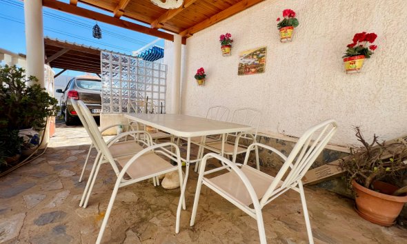 Resale - Villa - Torrevieja - El Chaparral