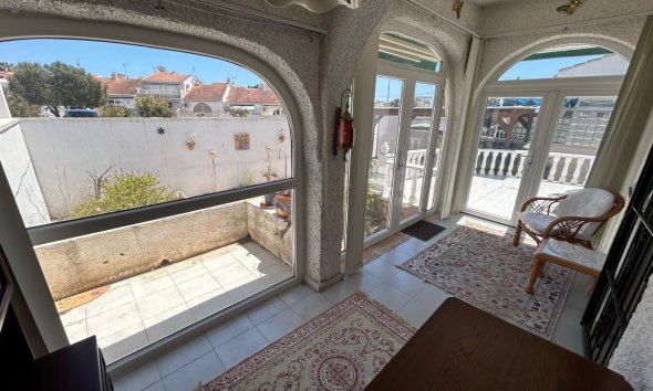 Resale - Villa - Torrevieja - El Chaparral