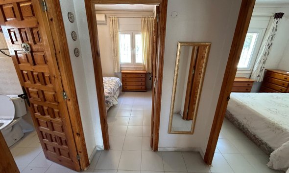 Resale - Villa - Torrevieja - El Chaparral