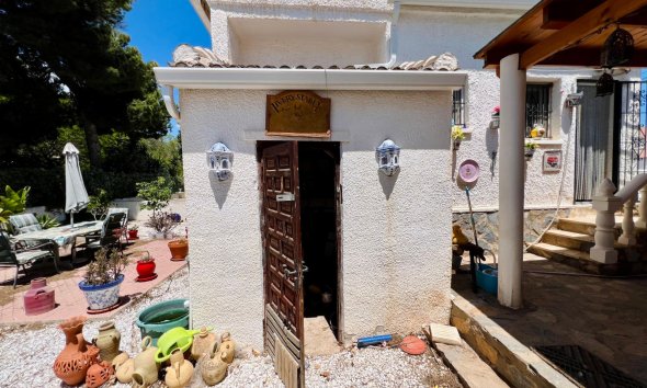 Resale - Villa - Torrevieja - El Chaparral