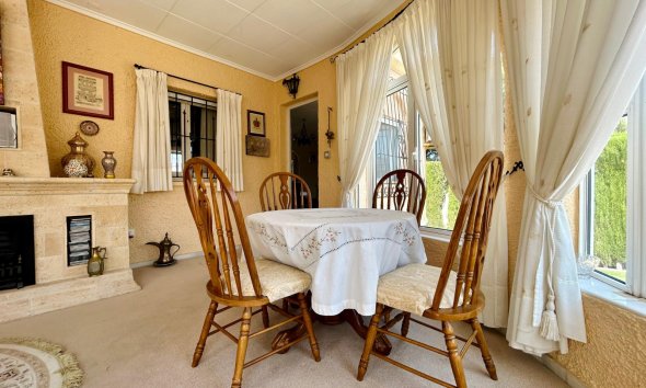 Resale - Villa - Torrevieja - El Chaparral