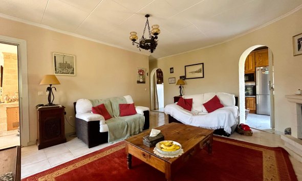 Resale - Villa - Torrevieja - El Chaparral