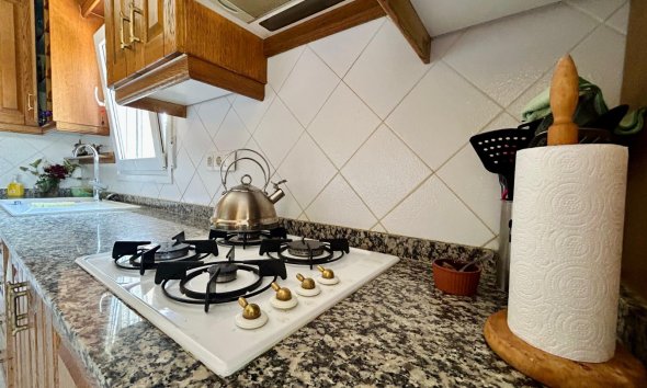 Resale - Villa - Torrevieja - El Chaparral