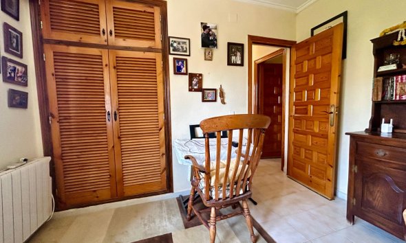 Resale - Villa - Torrevieja - El Chaparral