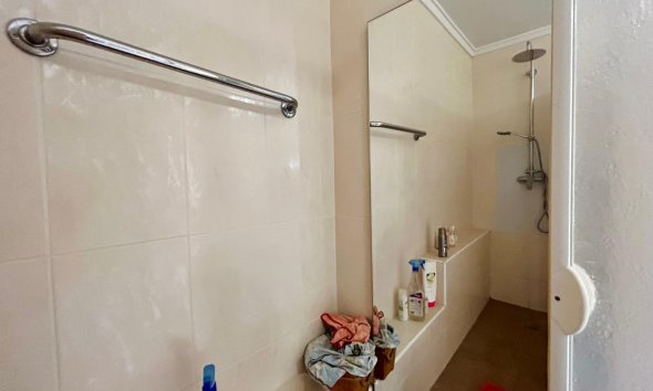 Resale - Villa - Torrevieja - El Chaparral