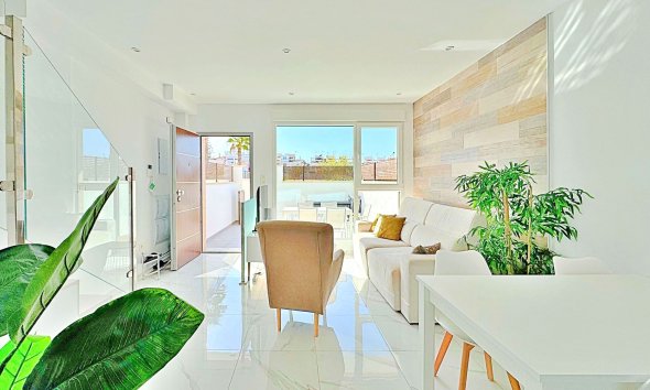 Resale - Terraced house / Townhouse - Torrevieja - Los Balcones