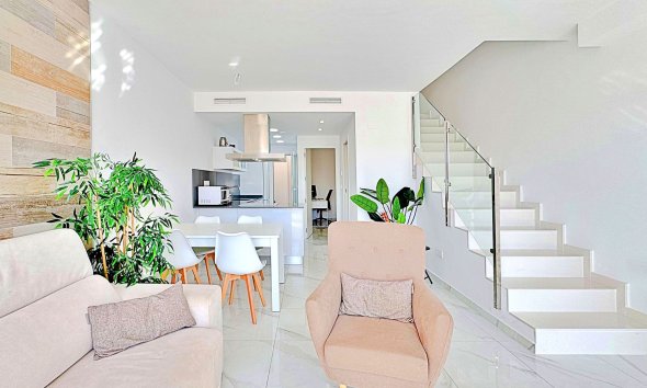 Resale - Terraced house / Townhouse - Torrevieja - Los Balcones