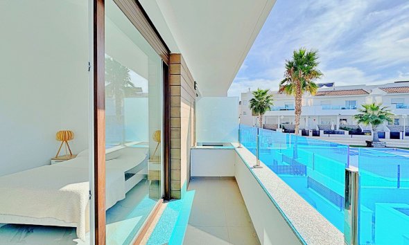 Resale - Terraced house / Townhouse - Torrevieja - Los Balcones