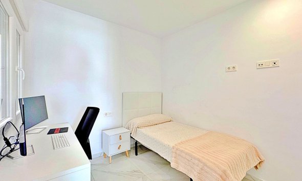 Resale - Terraced house / Townhouse - Torrevieja - Los Balcones