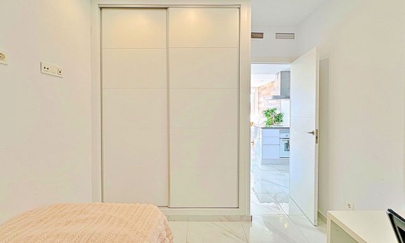 Resale - Terraced house / Townhouse - Torrevieja - Los Balcones