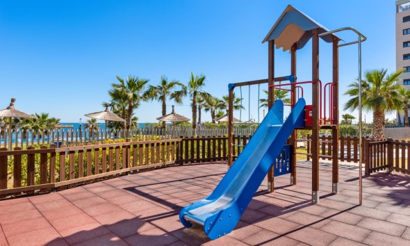 Resale - Apartment - Orihuela Costa - Punta Prima