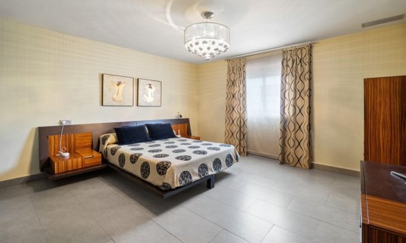 Rynek Wtórny - Willa - Rojales