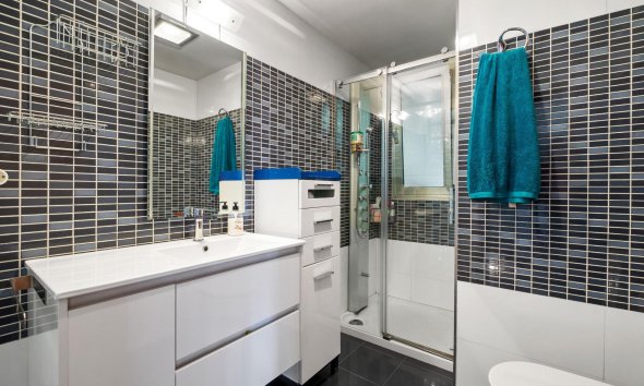 Rynek Wtórny - Willa - Rojales