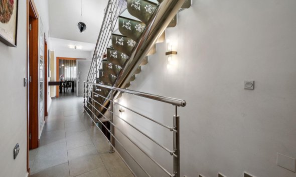 Rynek Wtórny - Willa - Rojales