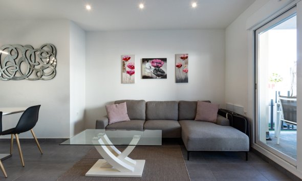 Resale - Bungalow - Torrevieja - Aguas Nuevas