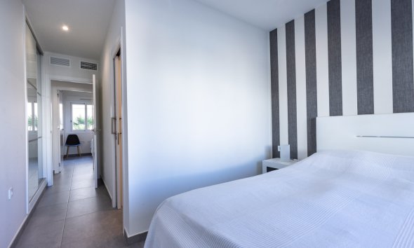 Resale - Bungalow - Torrevieja - Aguas Nuevas