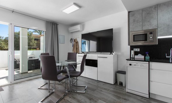 Resale - Duplex / Two-storey apartment - Torrevieja - Lago Jardin