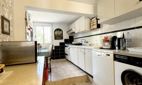 Resale - Villa - Orihuela Costa - La Zenia