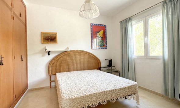 Resale - Villa - Orihuela Costa - La Zenia