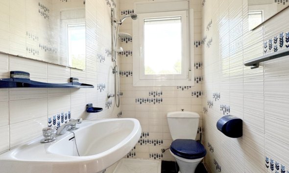 Resale - Villa - Orihuela Costa - La Zenia