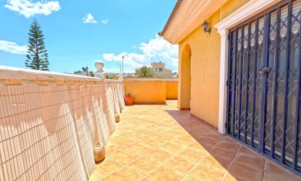 Resale - Villa - Torrevieja - Los Balcones - Los Altos del Edén