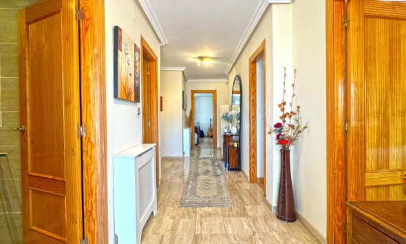 Resale - Villa - Torrevieja - Los Balcones - Los Altos del Edén