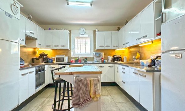 Resale - Villa - Torrevieja - Los Balcones - Los Altos del Edén