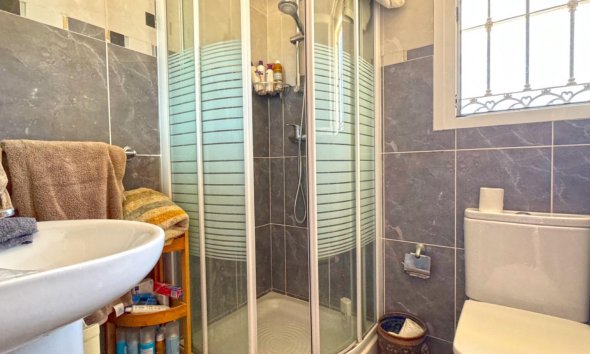 Resale - Villa - Torrevieja - Los Balcones - Los Altos del Edén