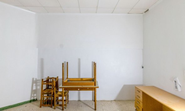 Reventa - Local Comercial - Torrevieja