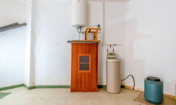 Reventa - Local Comercial - Torrevieja