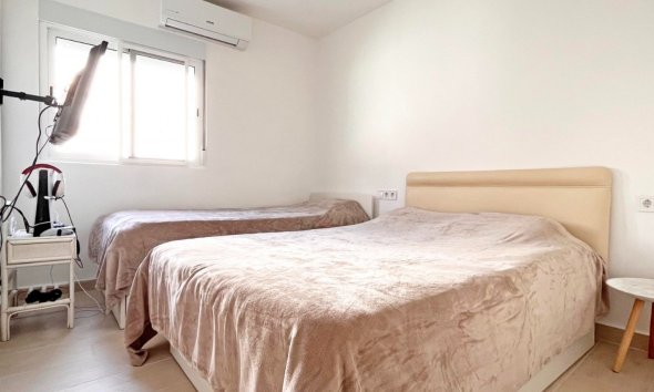 Resale - Bungalow - Orihuela Costa - Playa Flamenca