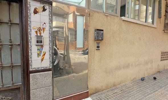 Reventa - Apartamento - Torrevieja - Playa del Cura