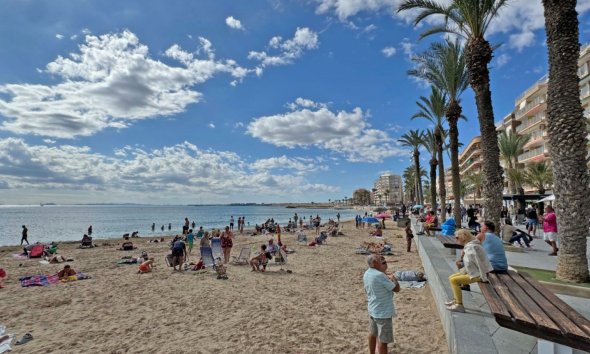 Reventa - Apartamento - Torrevieja - Playa del Cura