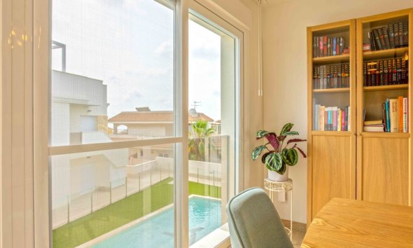 Resale - Apartment - Orihuela Costa - Villamartín