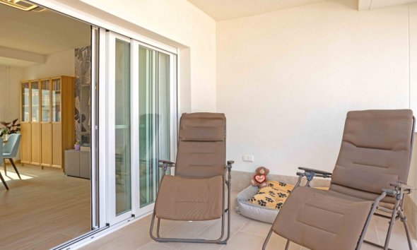 Resale - Apartment - Orihuela Costa - Villamartín
