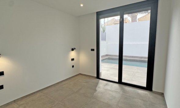 Resale - Villa - Torrevieja - Los Balcones - Los Altos del Edén