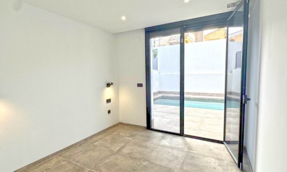 Resale - Villa - Torrevieja - Los Balcones - Los Altos del Edén