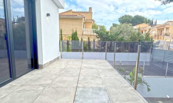 Resale - Villa - Torrevieja - Los Balcones - Los Altos del Edén
