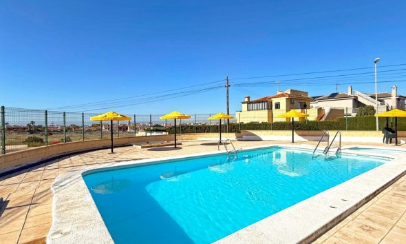 Resale - Bungalow - Torrevieja - Torrelamata - La Mata