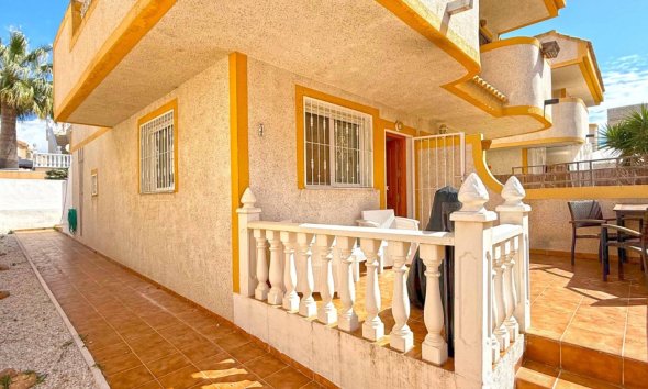 Resale - Villa - Orihuela Costa - Los Altos